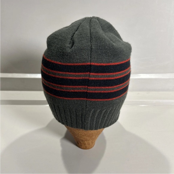 Adidas Gray Red Striped Tight Knit Fleece Brim Beanie Hat Women’s OS Trefoil - Picture 5 of 8